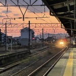 ふるさとからの帰り道〜ホームにて〜